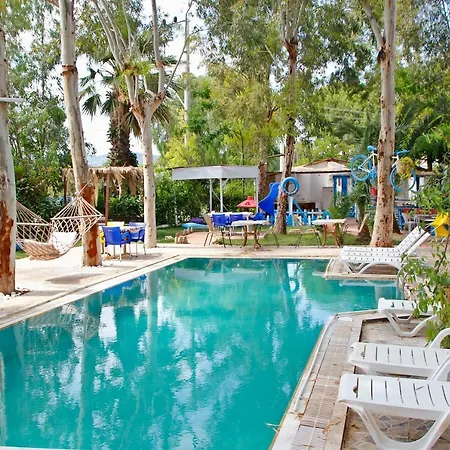Urkmez Deniz Apart Bed & Breakfast *